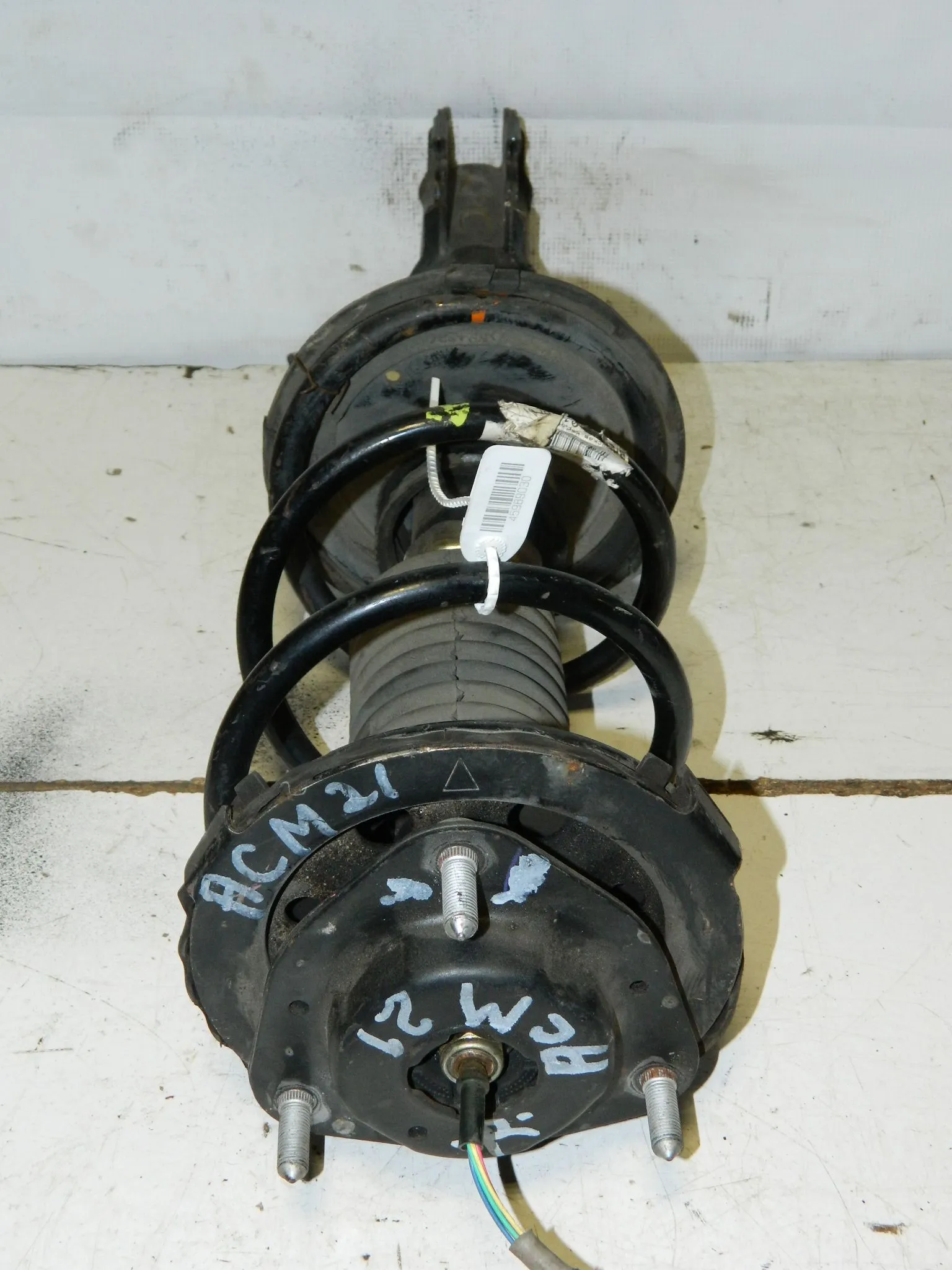 Стойка подвески TOYOTA IPSUM ACM21 Перед Прав (Контрактный) 45989030