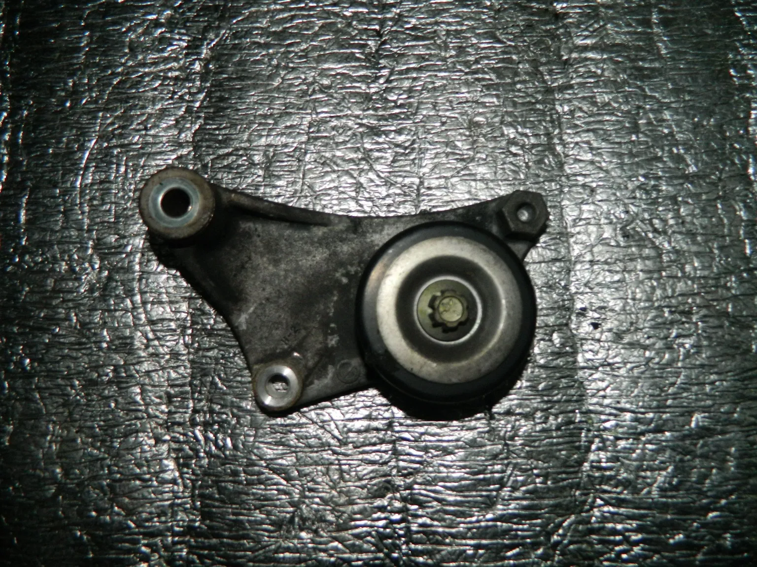 Ролик натяжной TOYOTA ALPHARD ANH10 2AZFE (Контрактный) 33795613