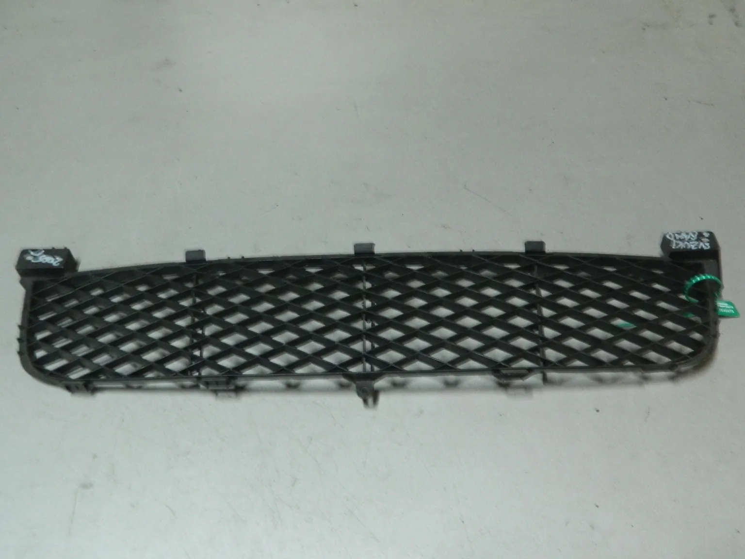 Решетка бампера SUZUKI GRAND VITARA TD54W (Контрактный) 81540875