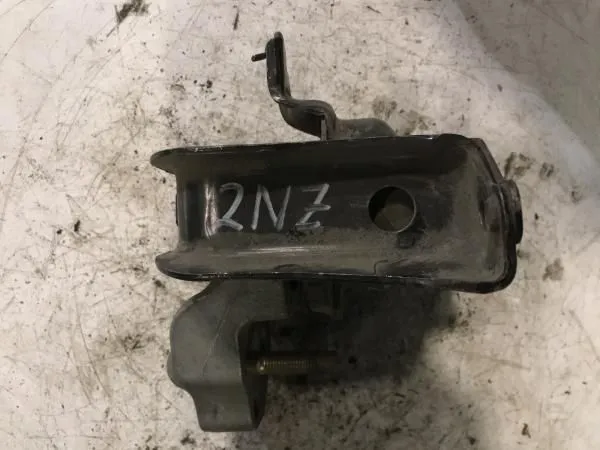 Подушка двигателя TOYOTA FUNCARGO NCP20 2NZFE (Контрактный) 1230521020