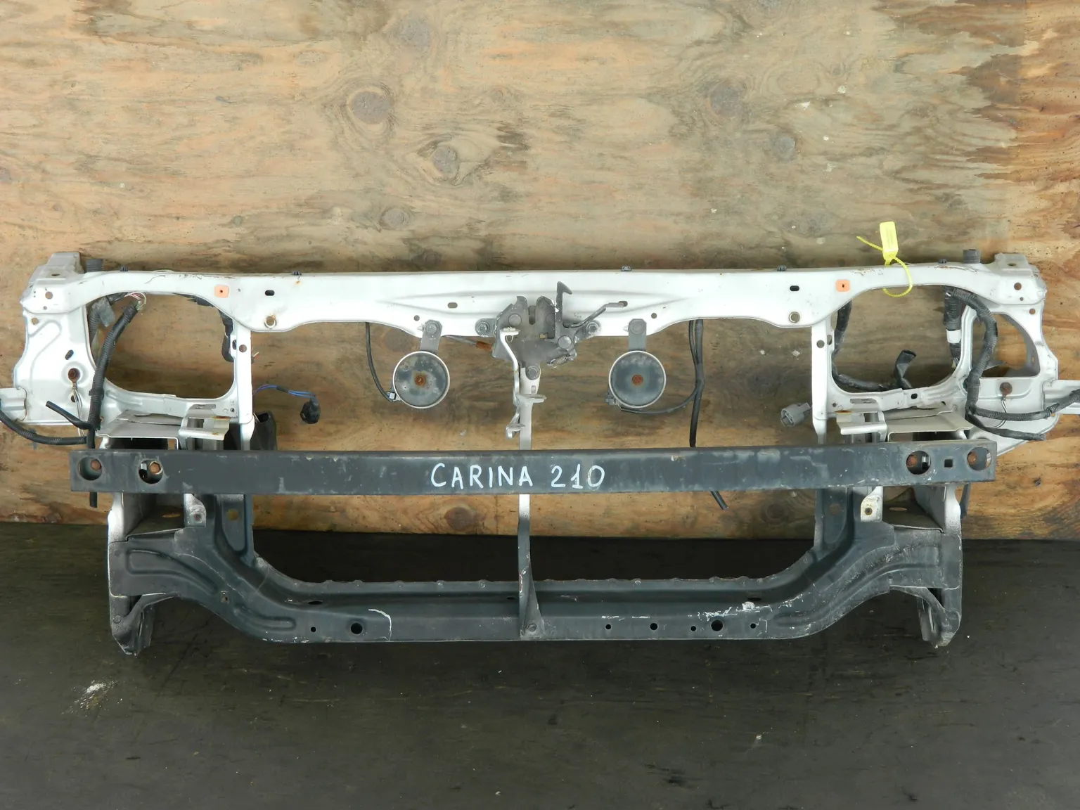 Рамка радиатора TOYOTA CARINA AT210 (Контрактный) 94584263