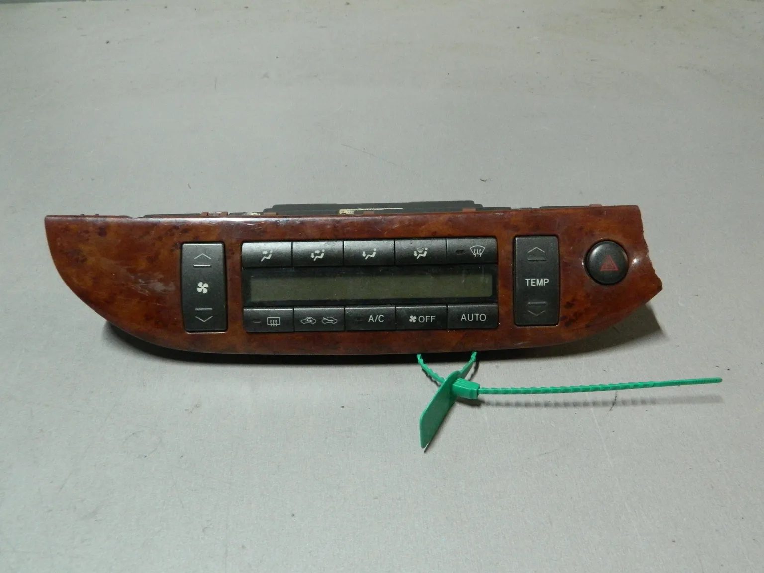 Блок управления климат-контролем TOYOTA CAMRY ACV30 (Контрактный) 81540612 5590033540