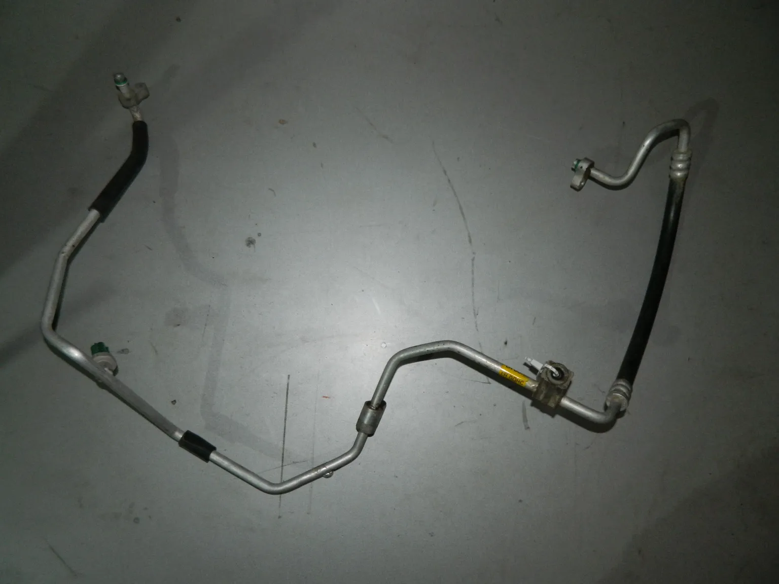 Трубка кондиционера HYUNDAI ACCENT G4EB (Б/У) 35020185