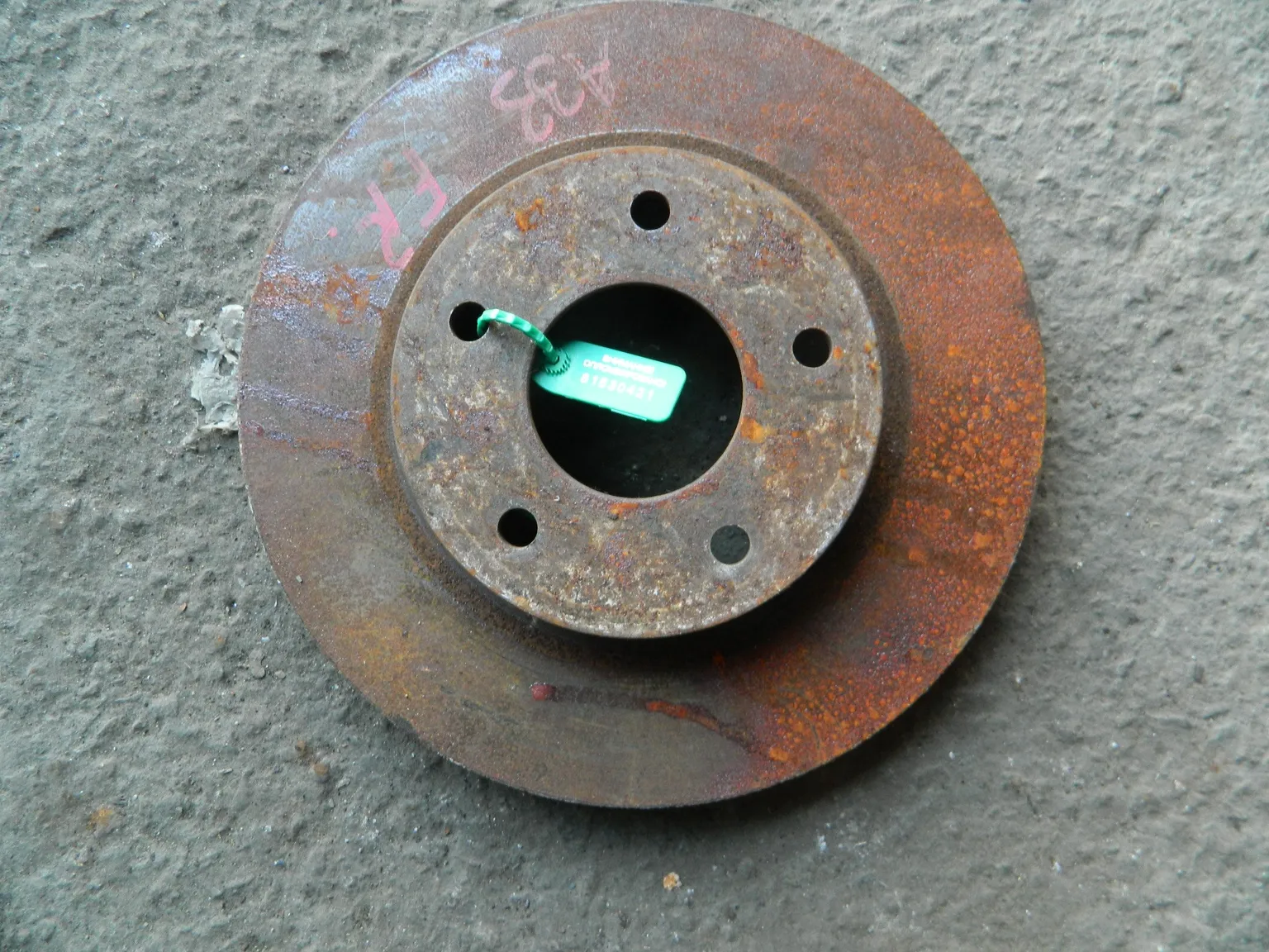 Диск тормозной NISSAN MAXIMA A33 Перед (Контрактный) 81530421