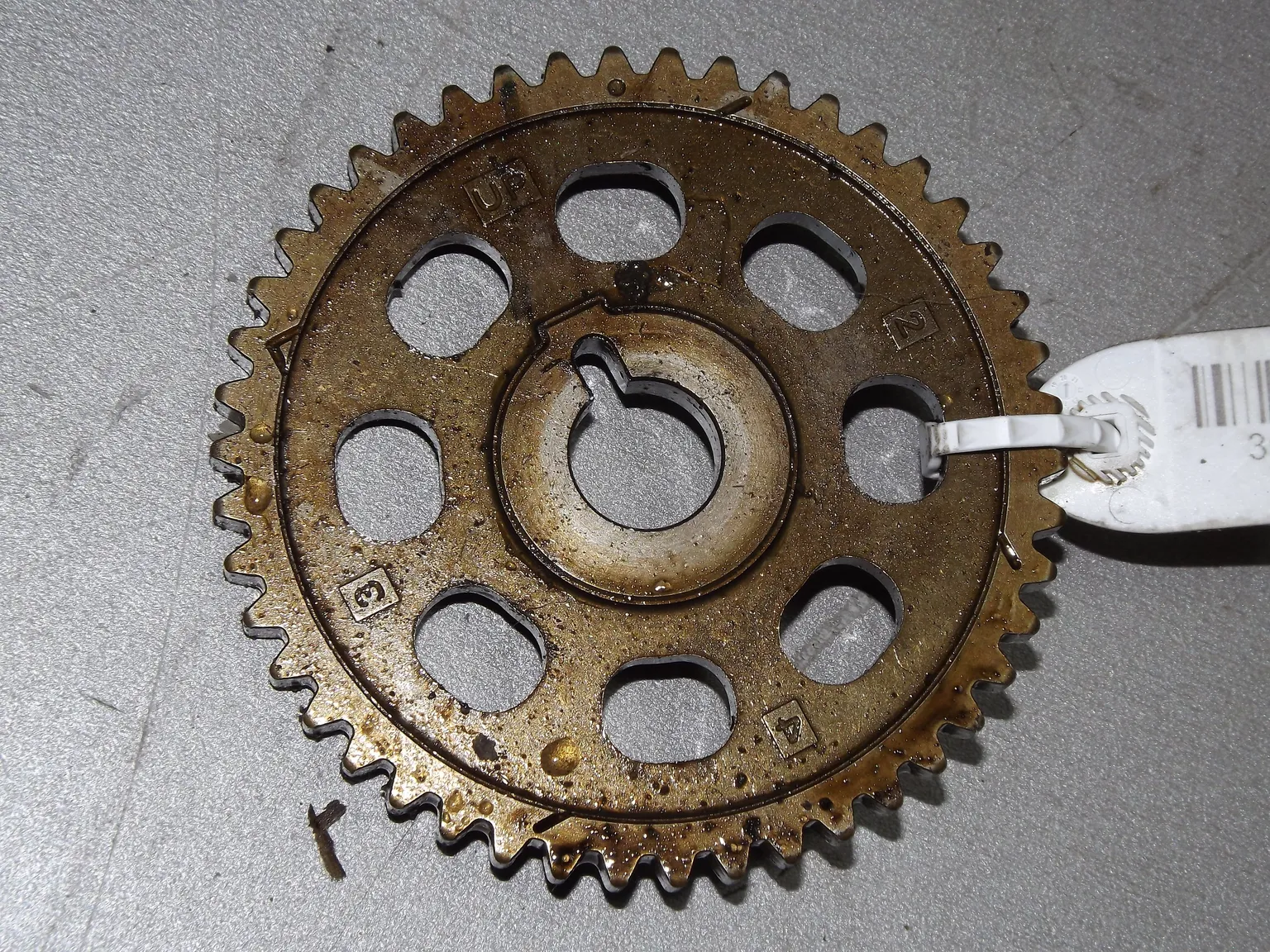 Шестерня распредвала HONDA R20A (Контрактный) 35023641