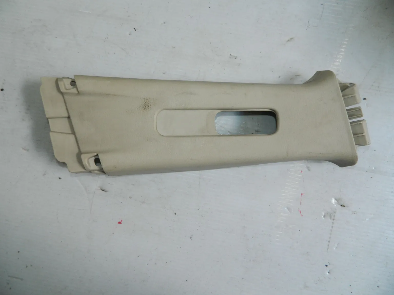 Обшивка стойки MAZDA 3 BL Прав Верх (Контрактный) BBM457969