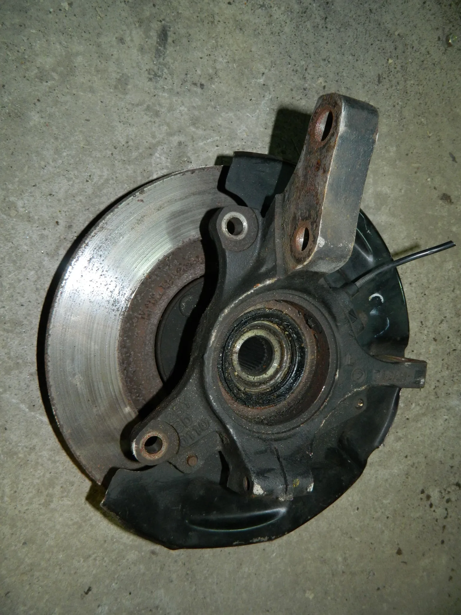 Ступица SUBARU FORESTER SF5 Перед Лев (Контрактный) 79586701