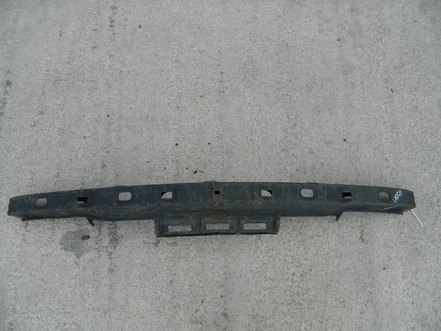 Усилитель бампера NISSAN LARGO VNW30 Зад (Контрактный) 35015192