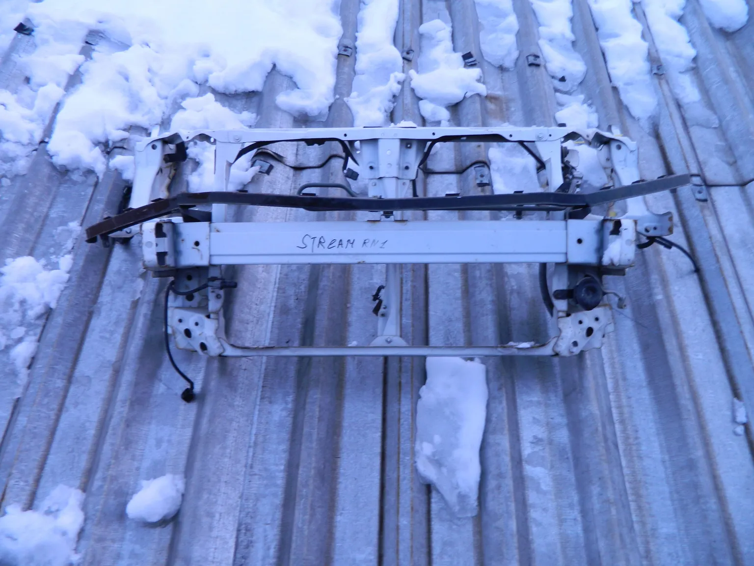 Рамка радиатора HONDA Honda Stepwgn RF1 (Контрактный) 79773914