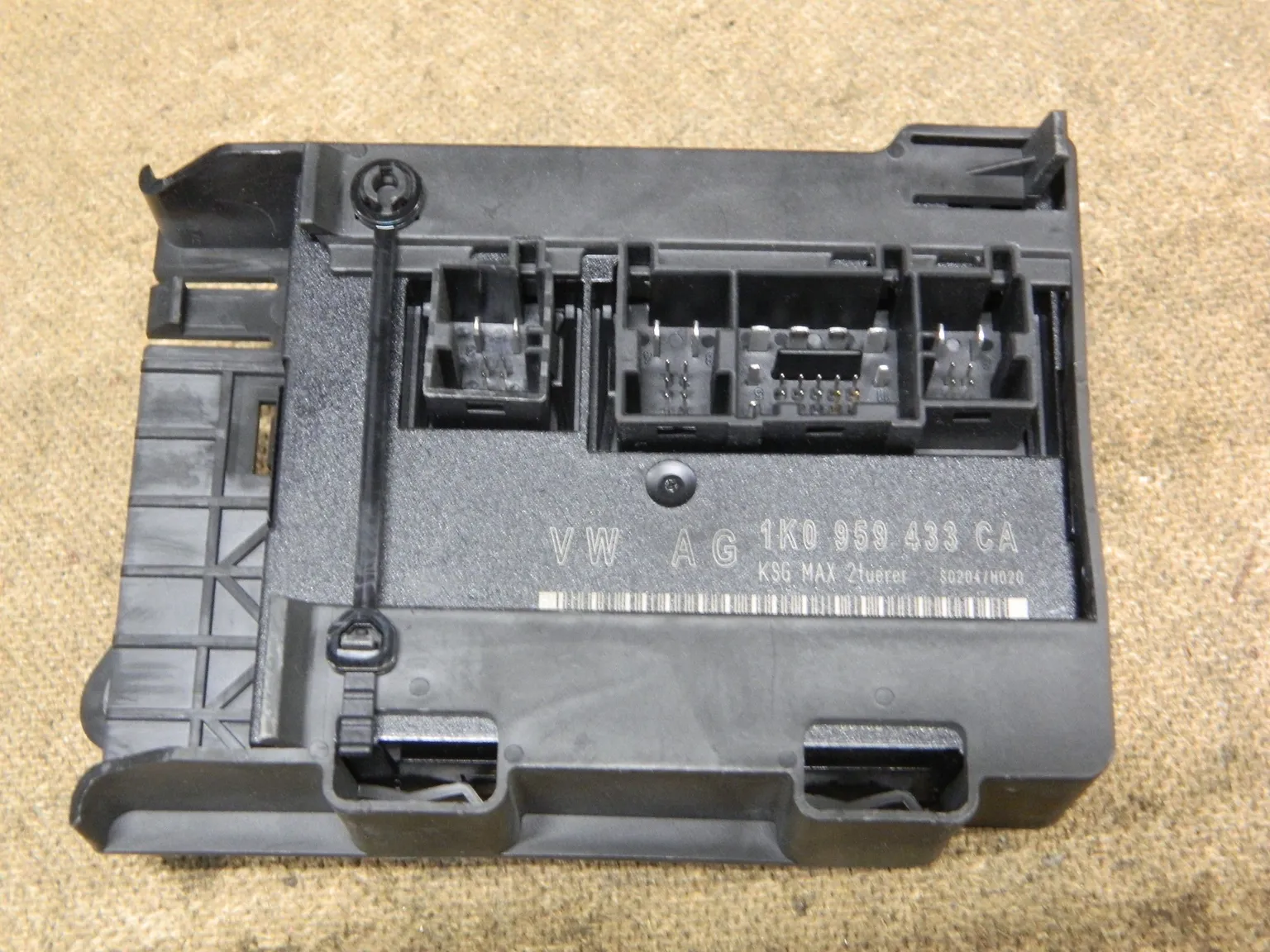 Блок комфорта VOLKSWAGEN GOLF 1K1 (Контрактный) 79590660