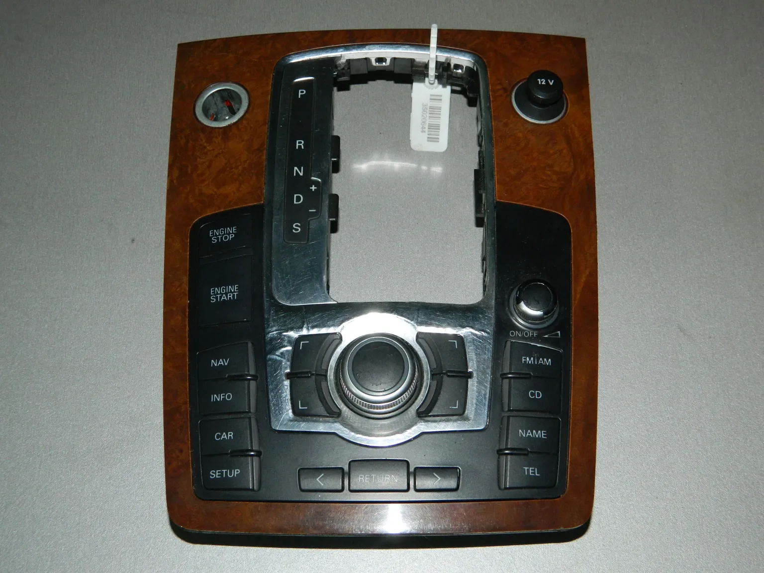 Накладка консоли AUDI Q7 4L (Б/У)