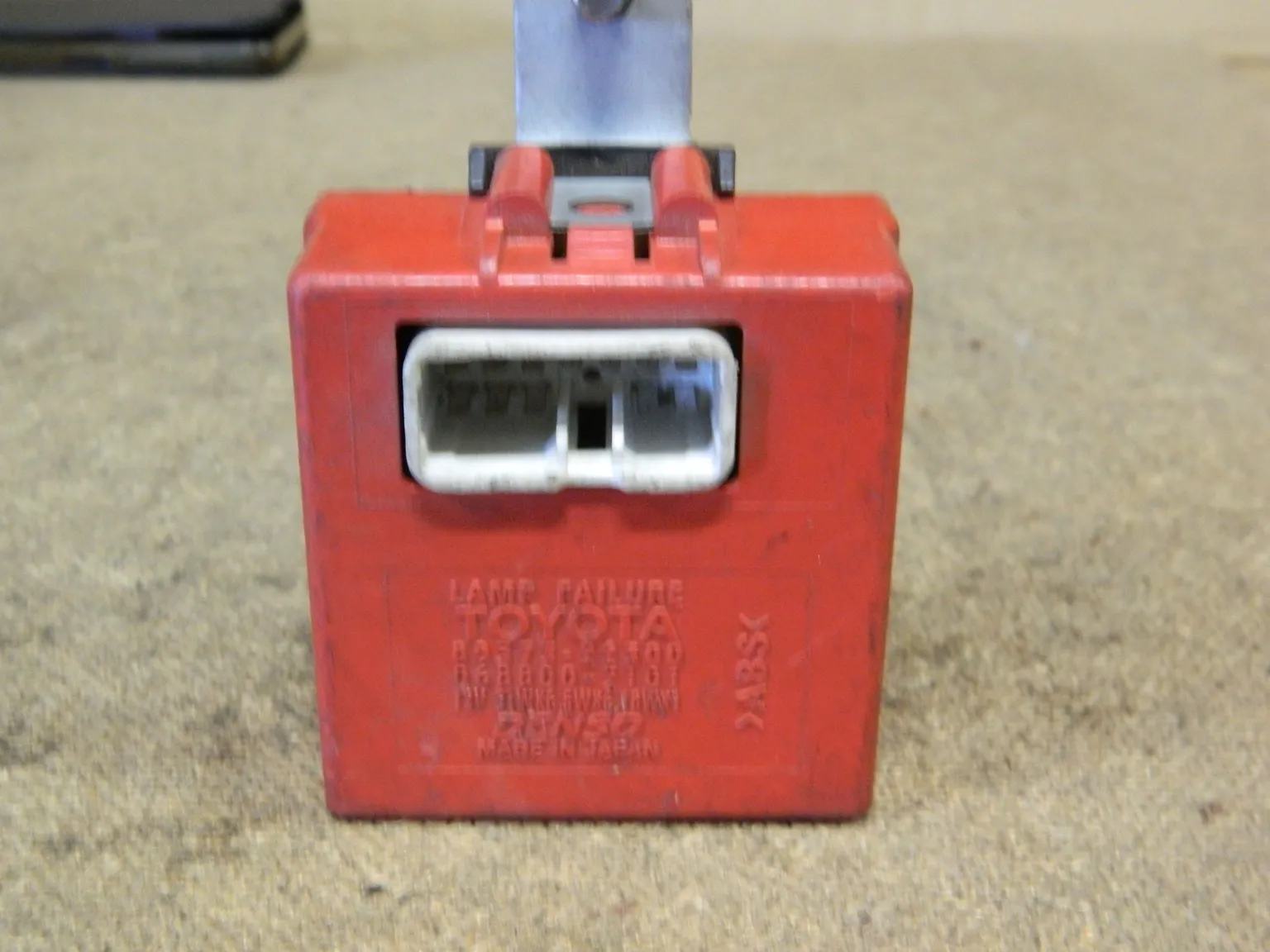 Блок управления светом TOYOTA MARK II GX100 1GFE (Контрактный) 79590446 8937322300