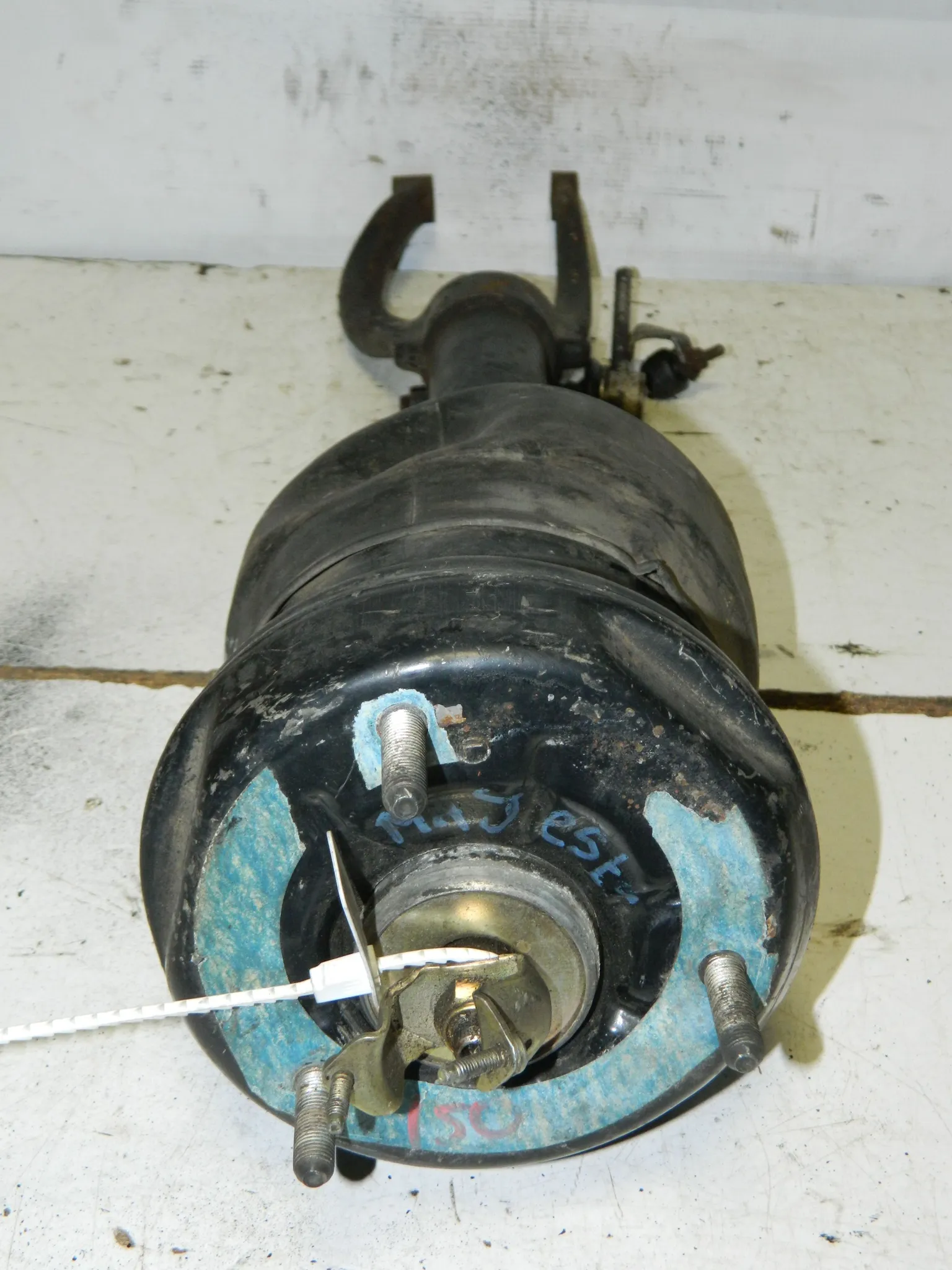 Пневмостойка подвески TOYOTA CROWN MAJESTA JZS150 Перед Лев (Кoнтрактный) 45976635