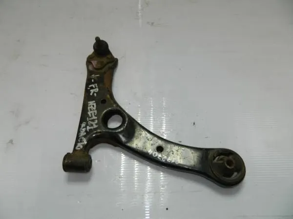 Рычаг подвески TOYOTA COROLLA NZE121 Перед Прав (Контрактный)