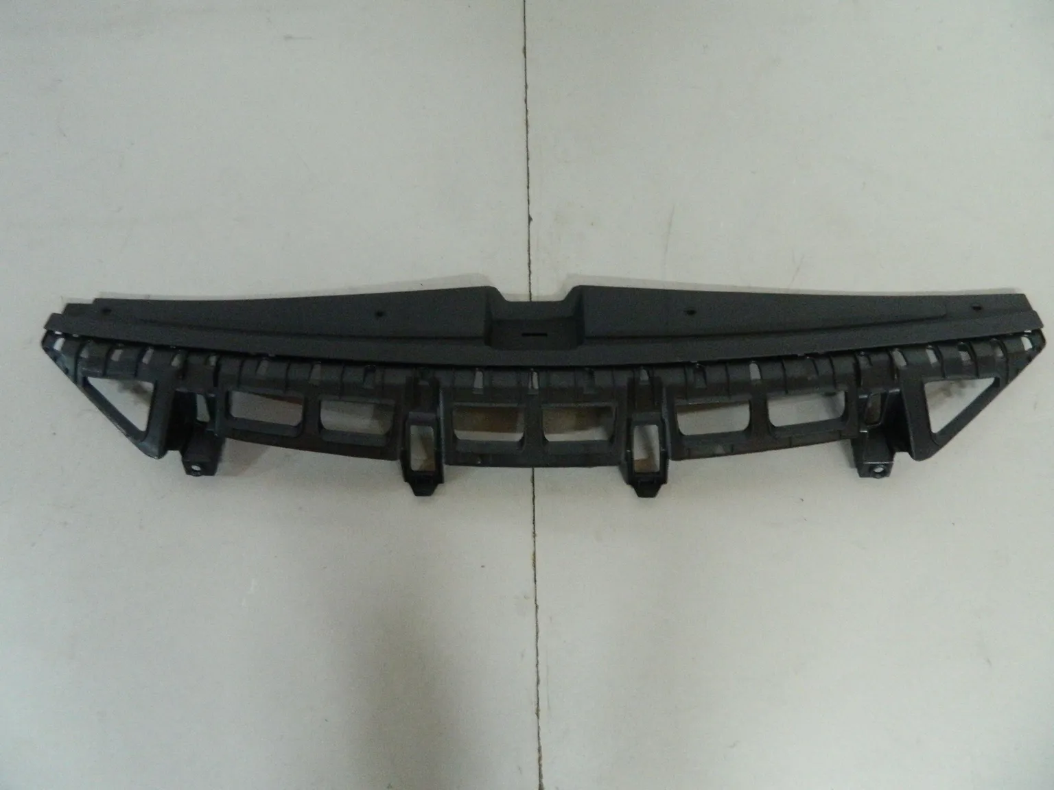 Накладка радиатора JORDEN JH02ACT17059 HYUNDAI ACCENT / SOLARIS 17-20 86361H5000