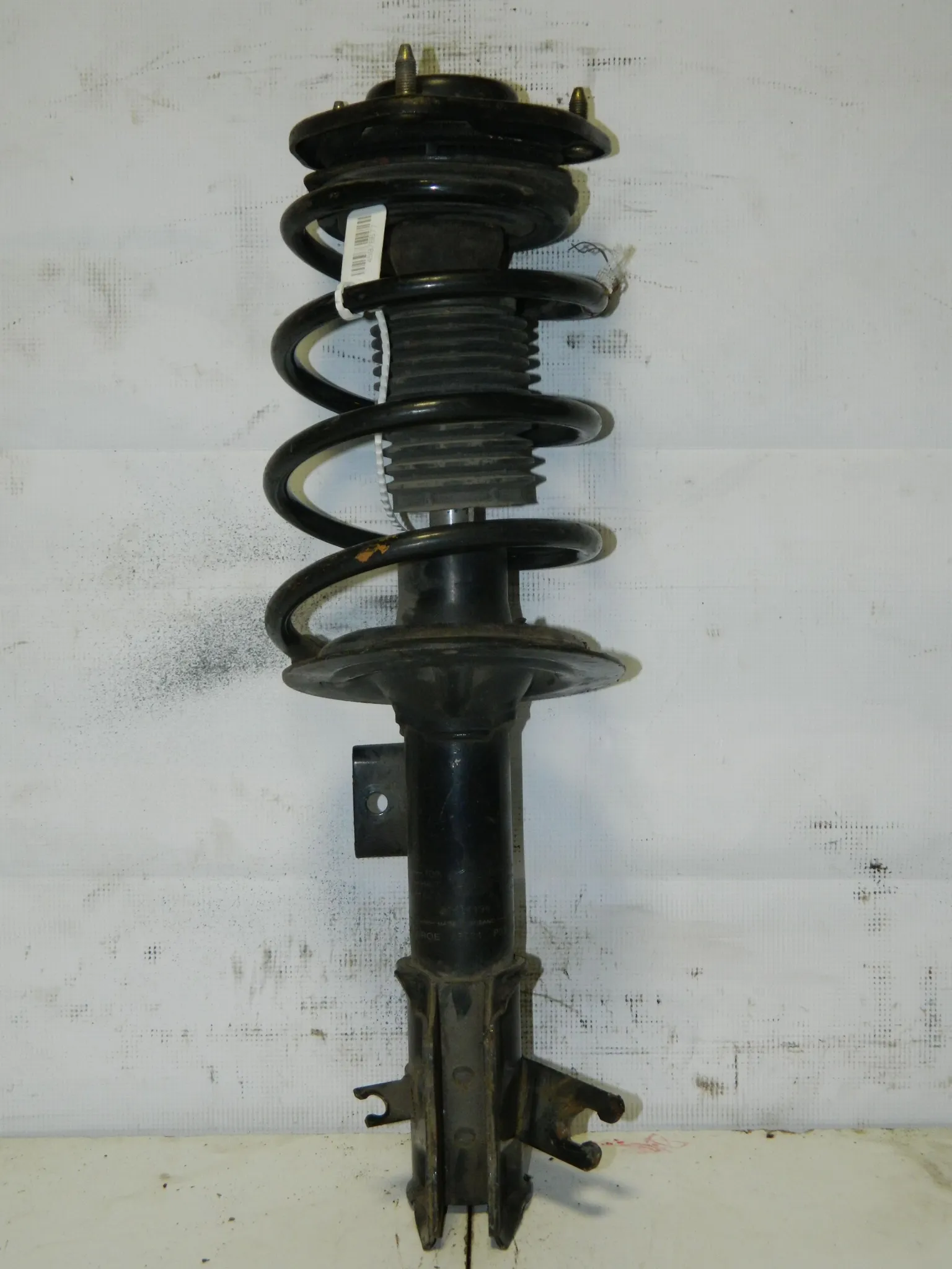 Стойка подвески VOLVO V40 YV1VW Перед Прав (Контрактный) 45976677