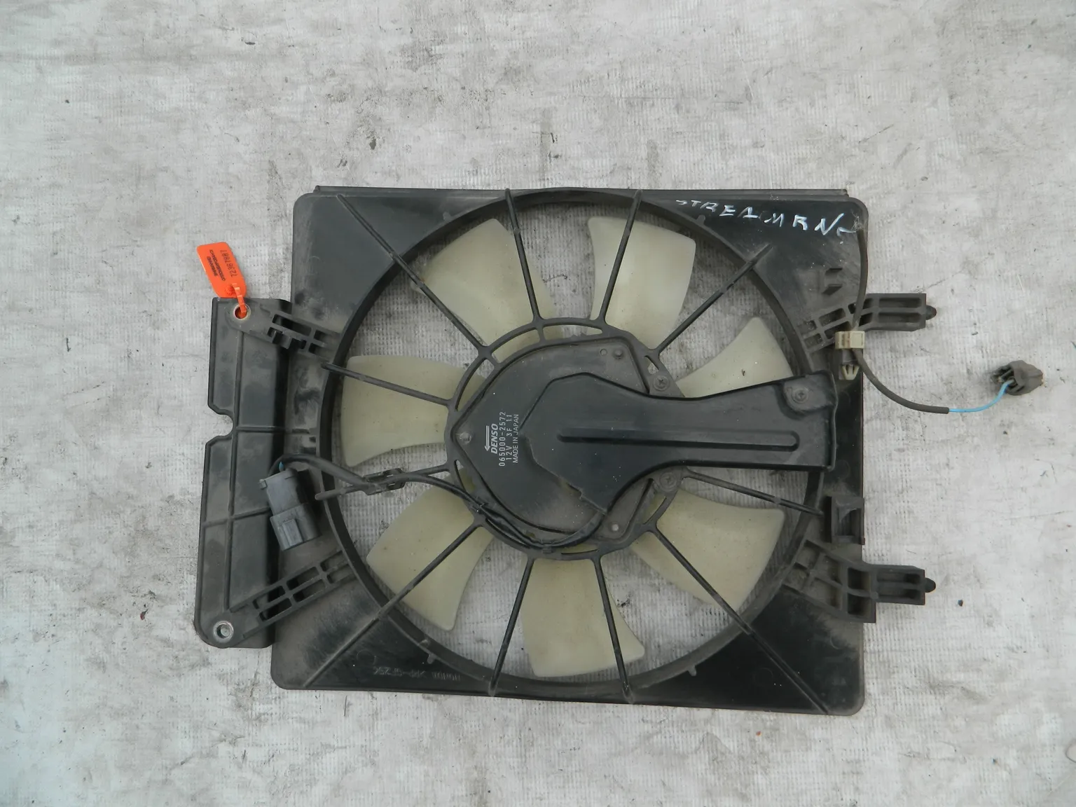 Диффузор радиатора HONDA STREAM RN5 (Контрактный) 72367887