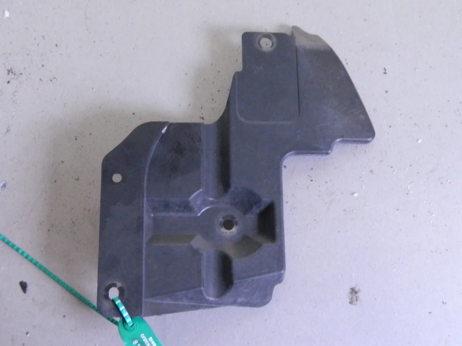 Защита радиатора TOYOTA MARK X GRX120 Лев (Контрактный) 81540112