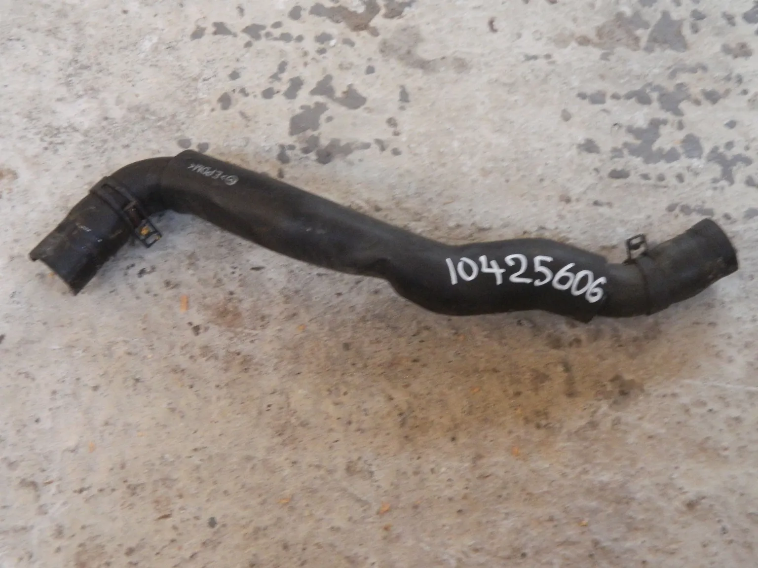 Патрубок радиатора MAZDA 3 BL LFDE (Контрактный) 10425606