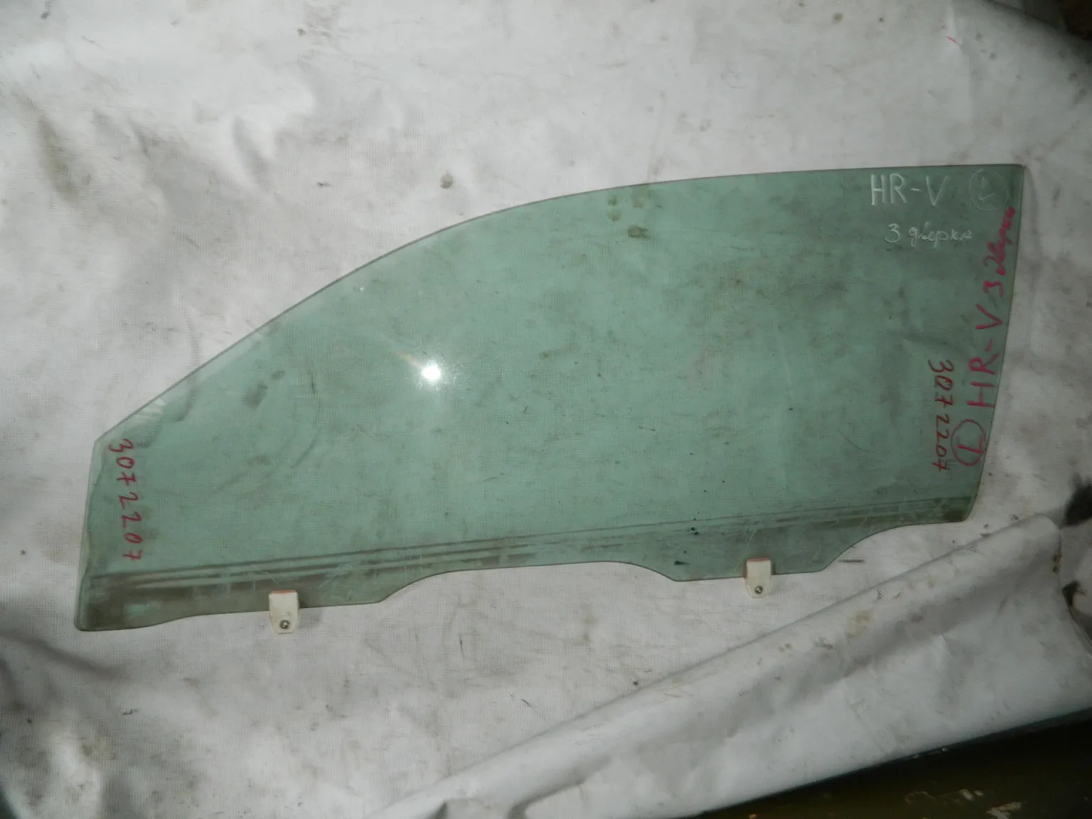 Стекло двери HONDA HR-V Перед. Лев (Контрактный) 3072207