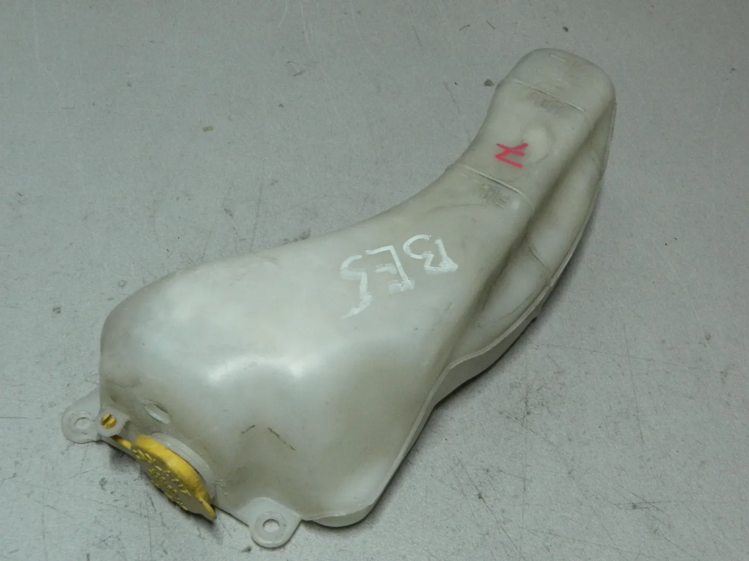 Бачок расширительный SUBARU LEGACY BE5 (Контрактный) 81539047