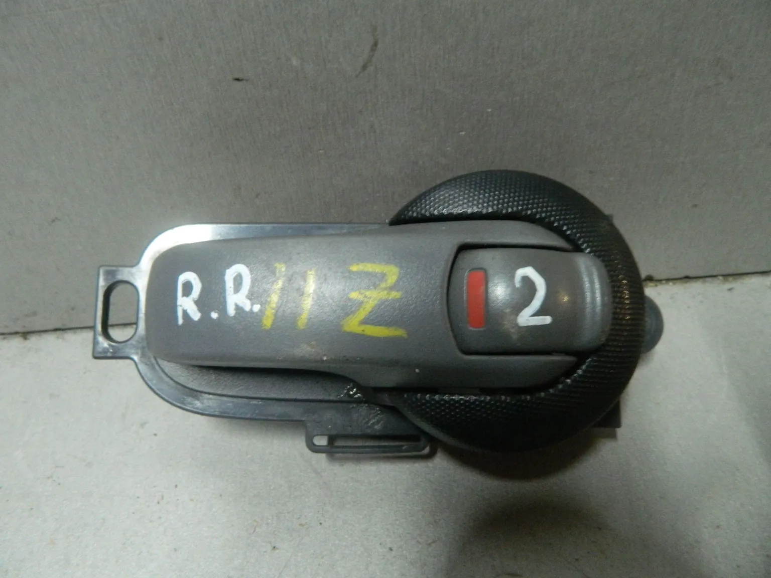 Ручка двери внутренняя NISSAN CUBE Z11 Зад Прав (Контрактный) 81539842