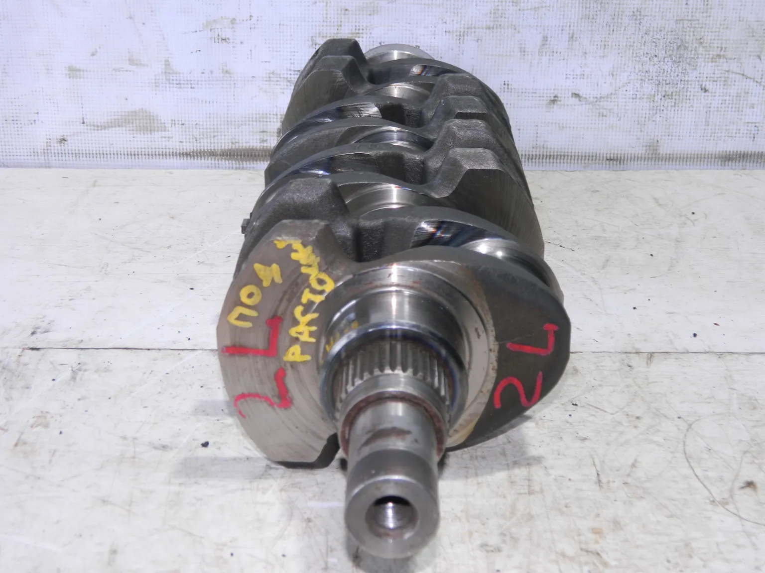 Коленвал TOYOTA 2LTE (Контрактный) 65243888