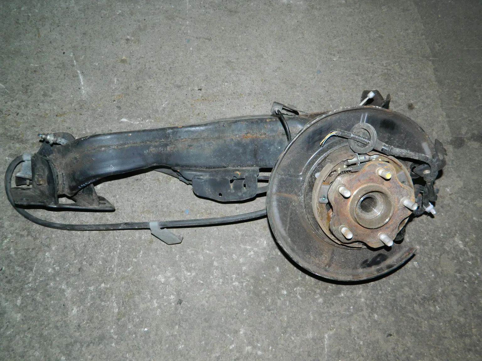 Ступица NISSAN X-TRAIL T32 Зад Прав (Контрактный) 140088042