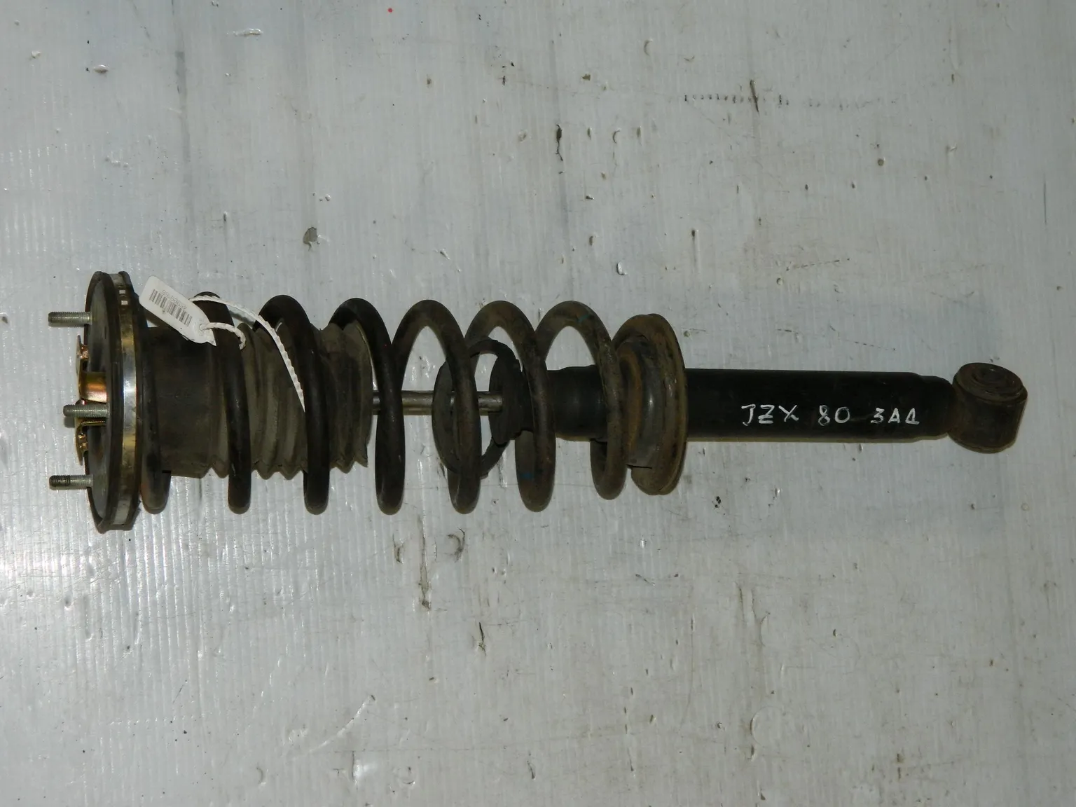 Стойка подвески TOYOTA MARK II GX80 Зад (Контрактный)