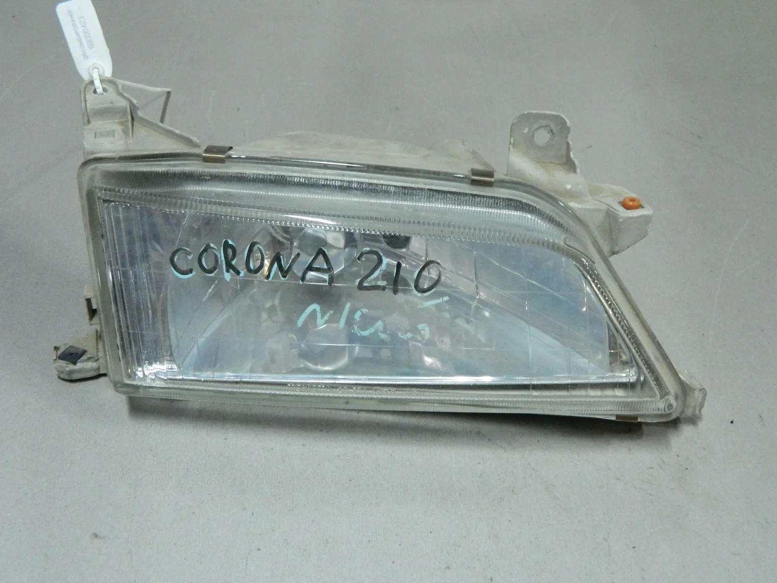 Фара TOYOTA CORONA PREMIO ST210 Перед Прав 20374 (Контрактный) 68000423
