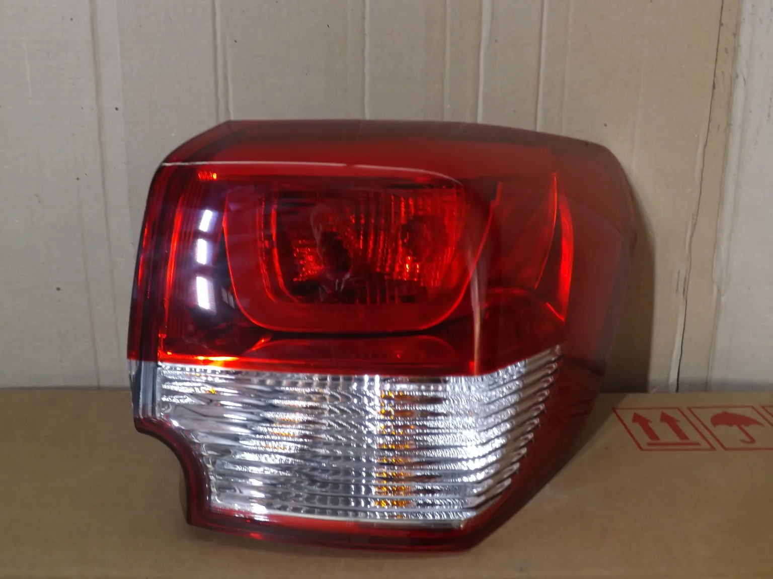 Фонарь ATB 1AKR309AUWR KIA RIO III 2015 - 2017 Хечбек Рестайлинг Прав