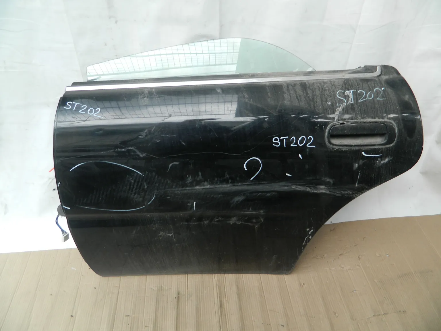 Дверь TOYOTA CARINA ED ST202 Зад Лев (Контрактный) 65243120