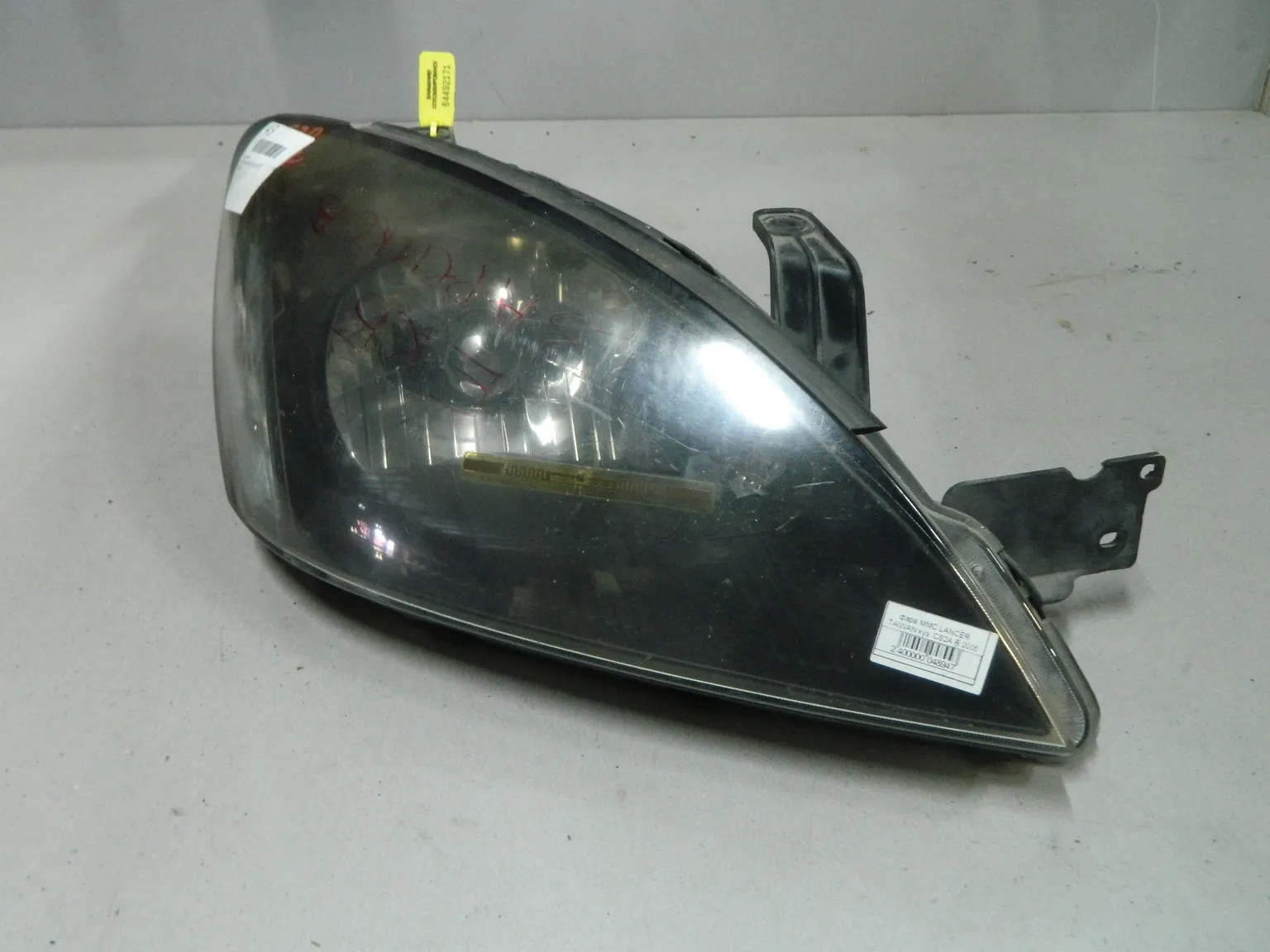 Фара MITSUBISHI LANCER CS2A Перед Прав (Контрактный) 64492171