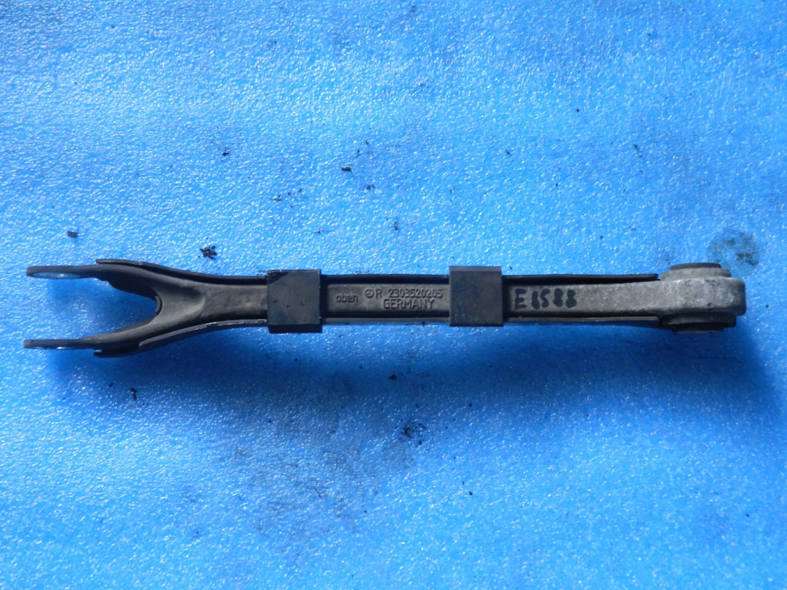 Рычаг подвески MERCEDES-BENZ E-CLASS W211 Зад Прав (Контрактный) 28588135