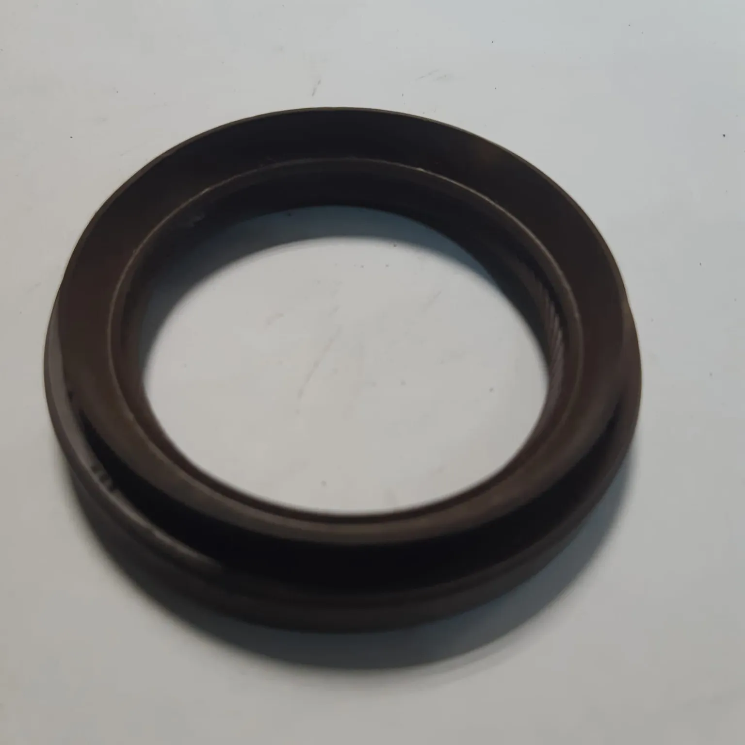 Сальник NOK AH2847J0 TOYOTA Hilux,Hiace 50x68x9x14,5 9031150051