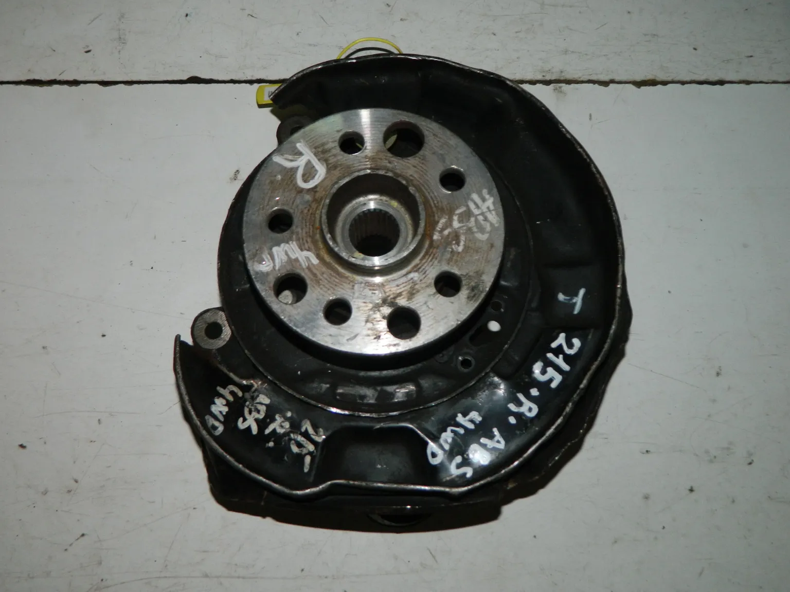 Ступица TOYOTA CALDINA AT215 Зад Прав (Контрактный) 40951047