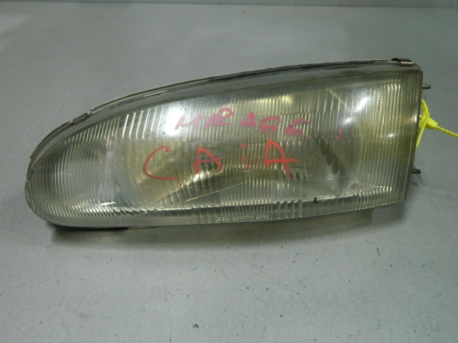 Фара MITSUBISHI MIRAGE CA1A Перед Лев (Контрактный) 64492375