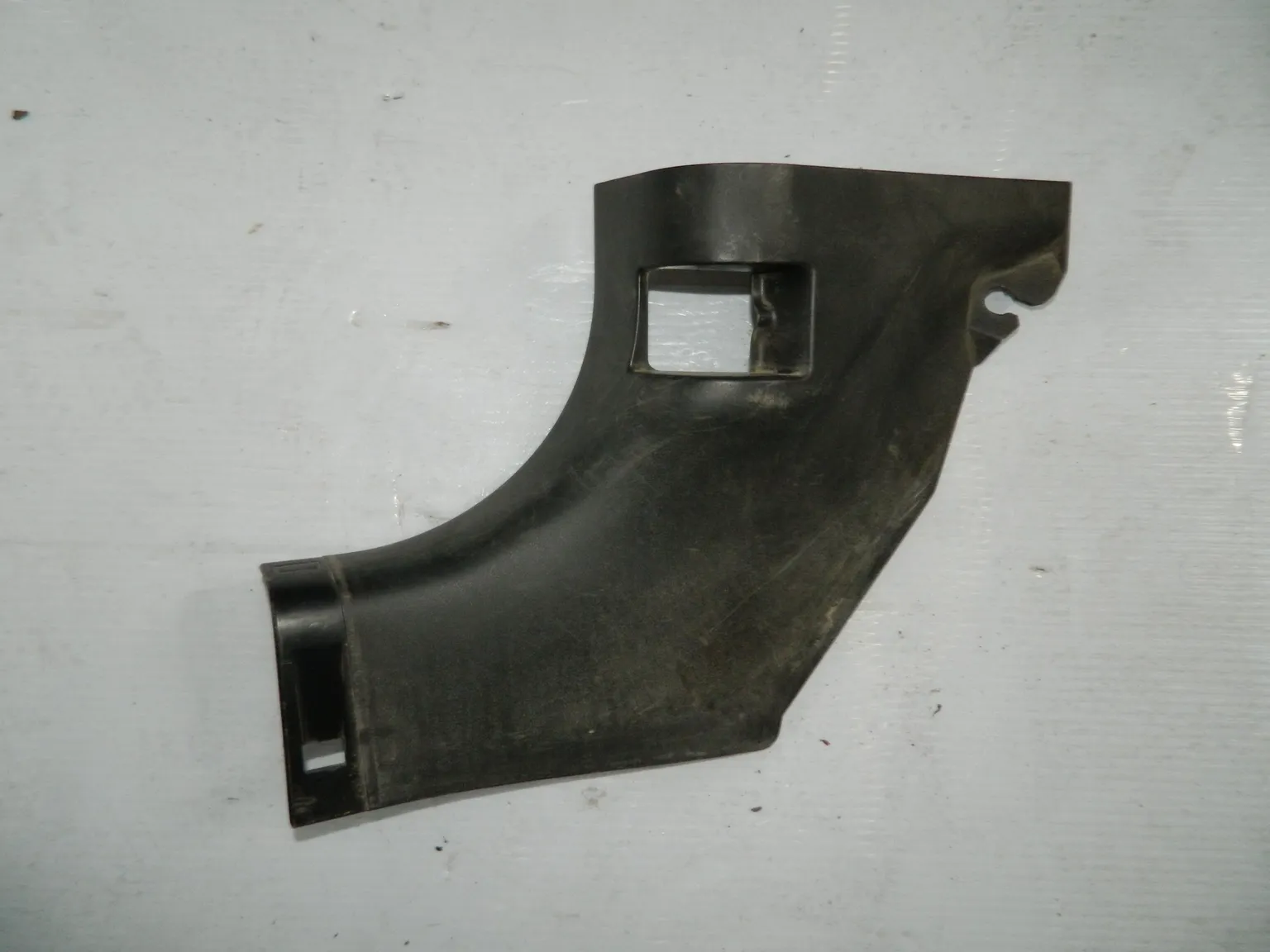 Обшивка стойки MITSUBISHI LANCER X Перед Лев Низ (Контрактный) 3432604 7217A031XA