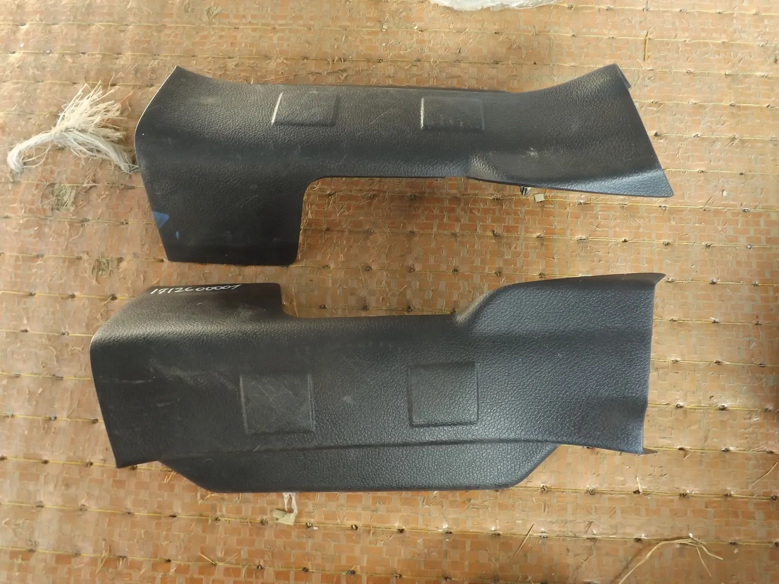 Накладка на порог NISSAN X-TRAIL NT31 Зад Пара (Контрактный) 1712600001