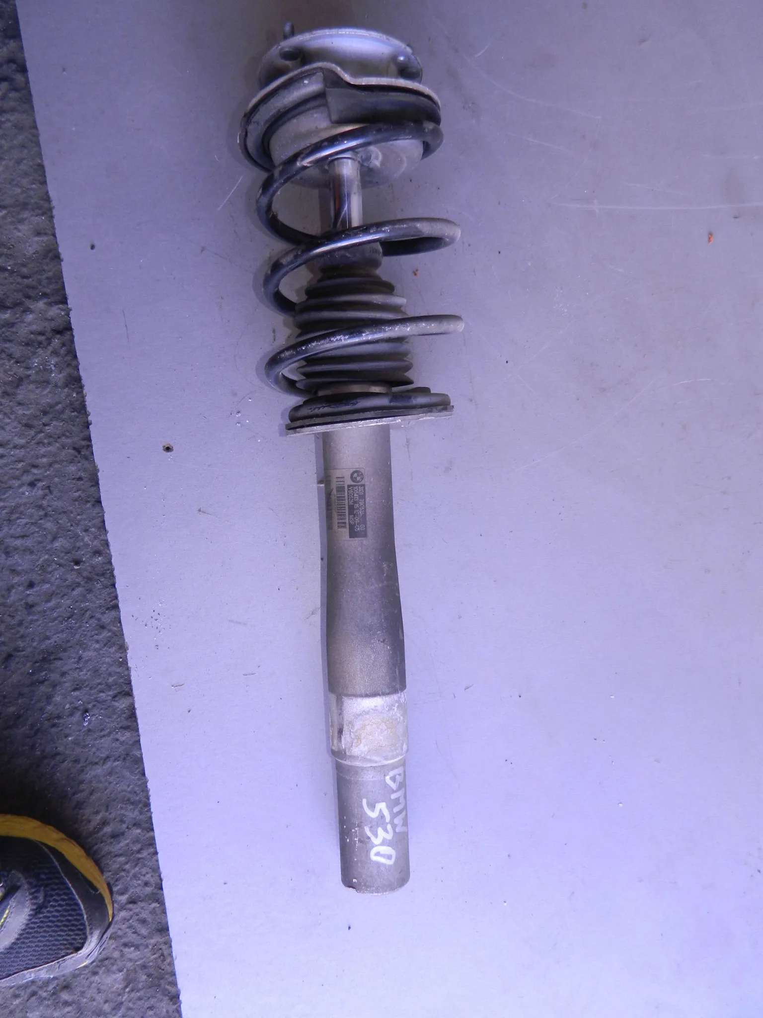 Стойка подвески BMW 5-Series E60 Перед (Контрактный) 94599938