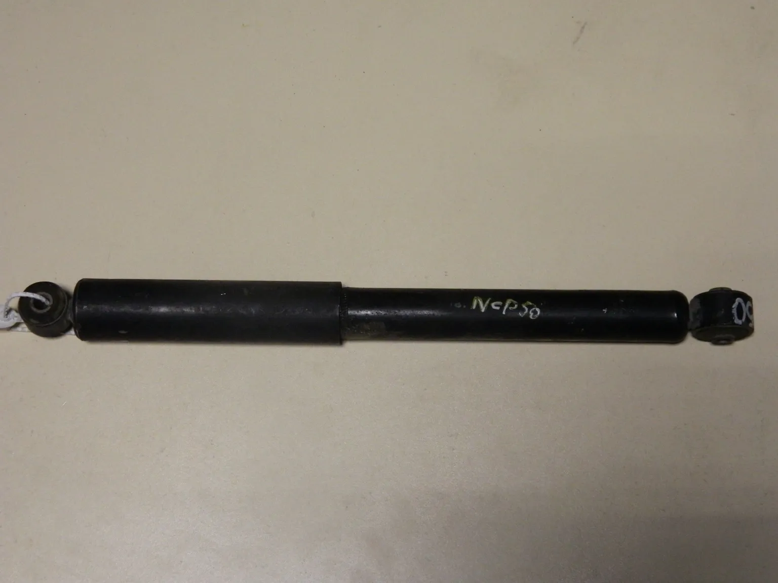 Амортизатор TOYOTA PROBOX NCP50 Зад (Контрактный) 45992011