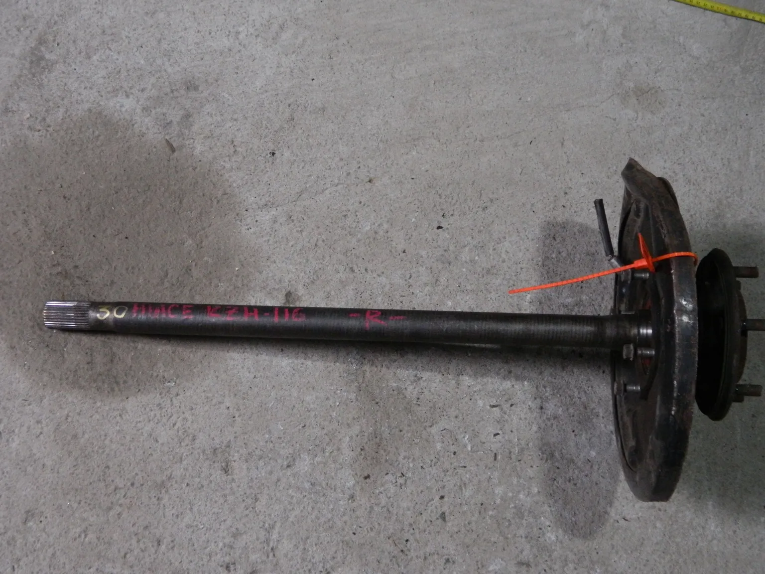 Полуось TOYOTA HIACE KZH116 Зад Прав (Контрактный) 65243758