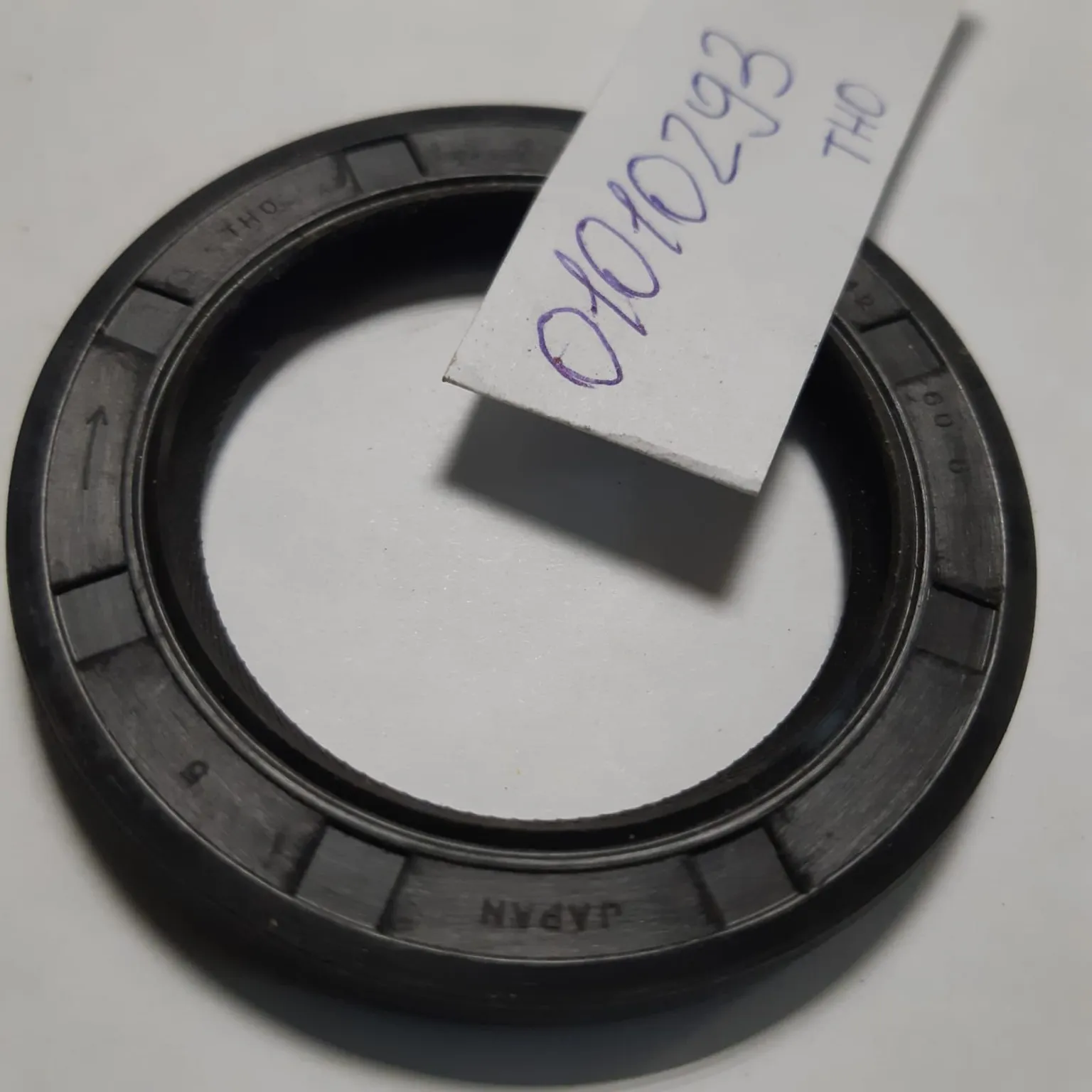 Сальник THO 01010293 TOYOTA RAV4 42x60x7