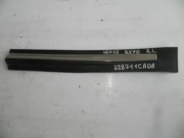 Накладка двери INFINITI QX70 S51 Зад Лев (Б/У)