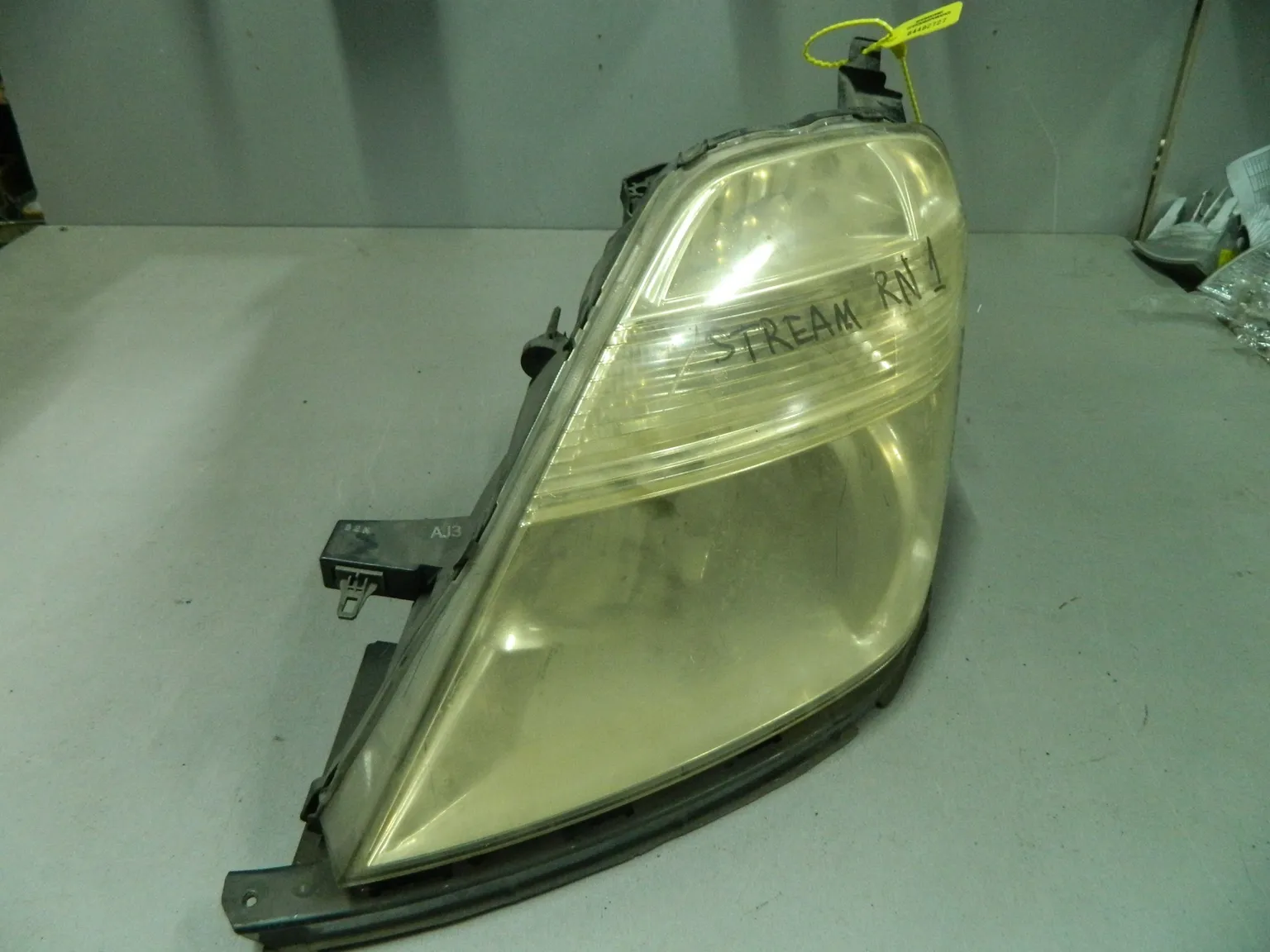 Фара HONDA STREAM RN1 Перед Лев (Контрактный) 64492727