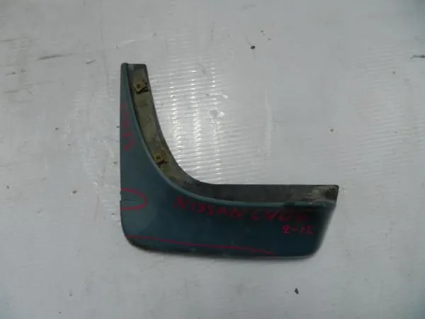 Брызговик NISSAN CUBE Z12 HR15 задний левый (Б/У)