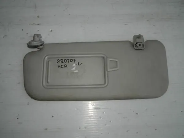 Козырек солнцезащитный HYUNDAI SOLARIS HCR Лев (Б/У)