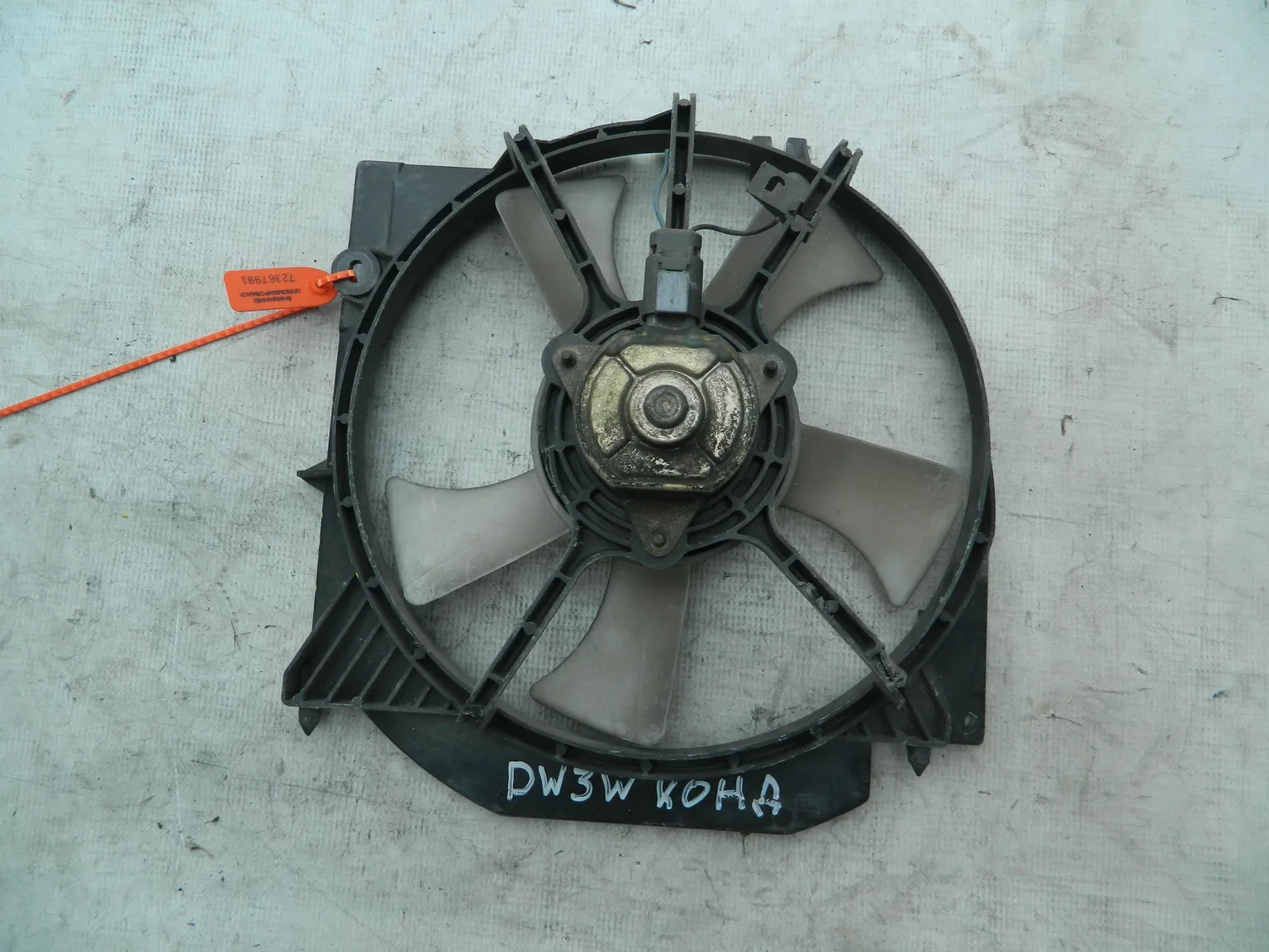 Диффузор радиатора MAZDA DEMIO DW3W (Контрактный) 72367991