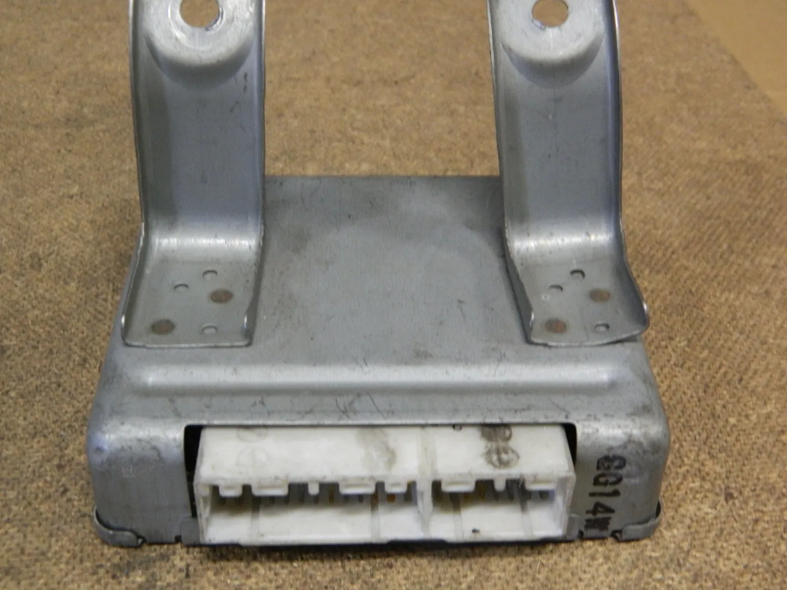 Блок управления ABS TOYOTA RAUM EXZ10 (Контрактный) 79590942 8954046010