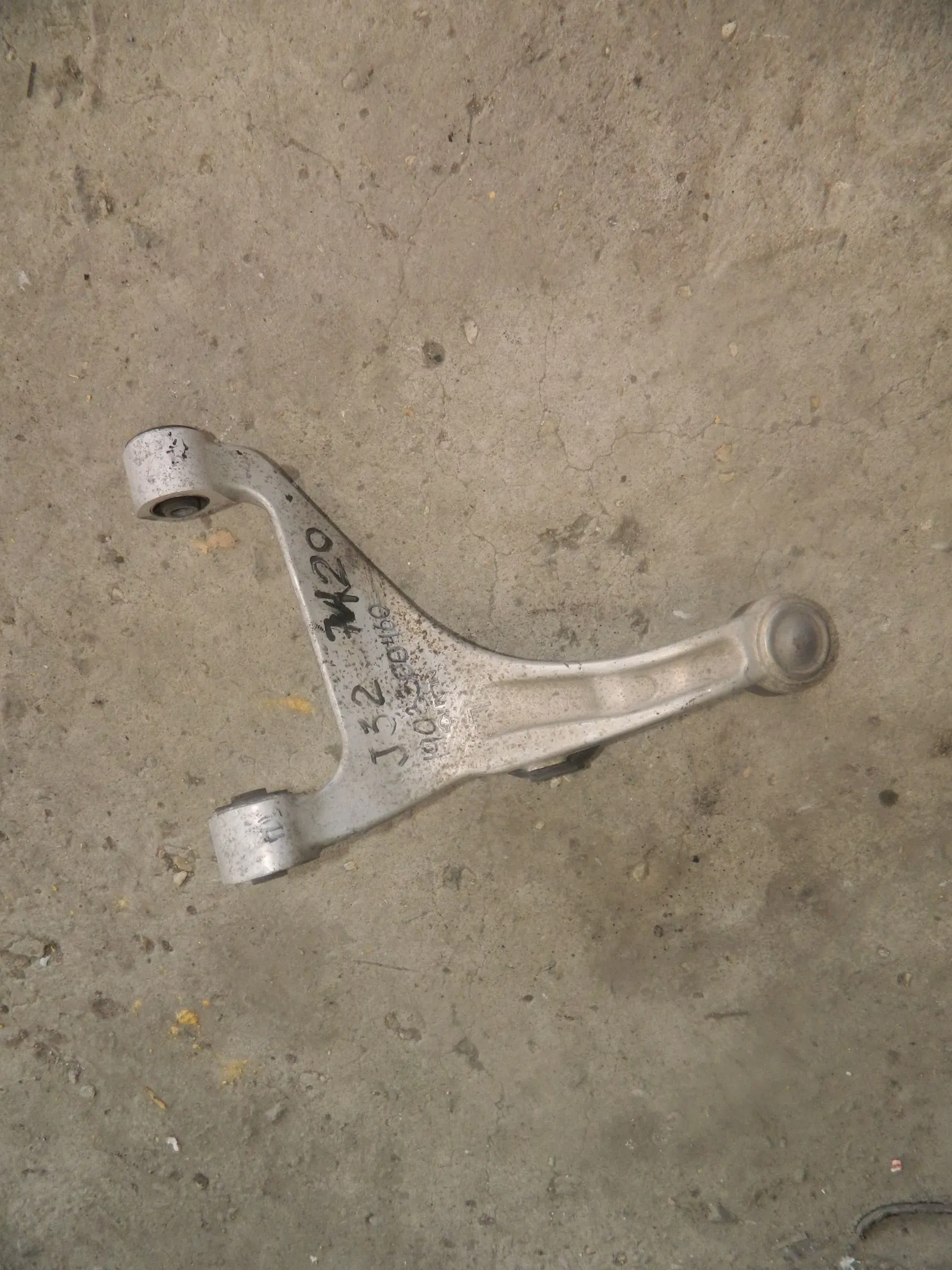 Рычаг подвески NISSAN TEANA J32 Зад Лев Верх (Контрактный) 1903300460